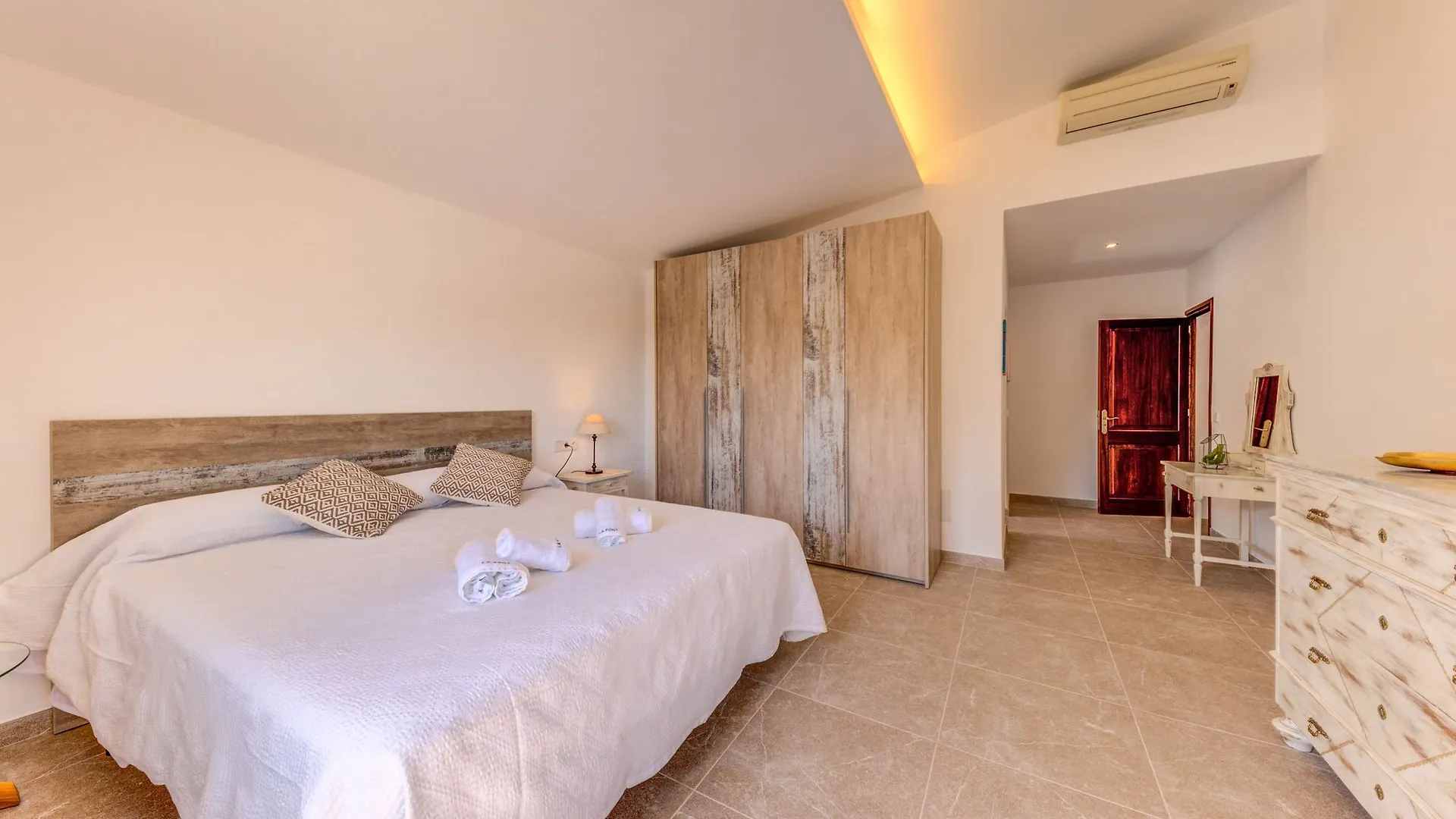 Villa La Font Canaves Польенса