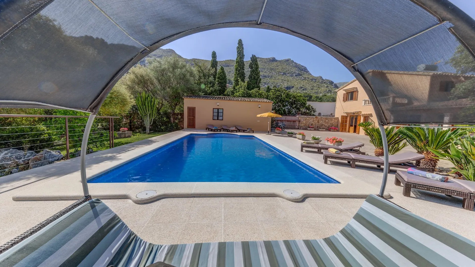 Villa La Font Canaves Польенса